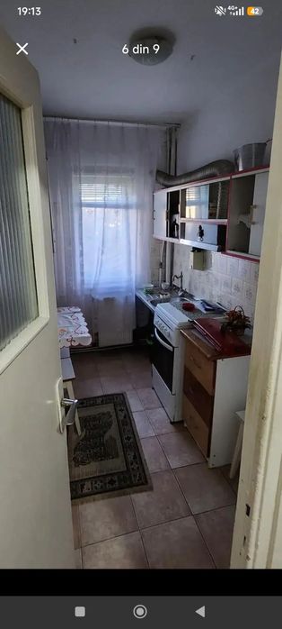 Apartament cu 3 camere zona centrală