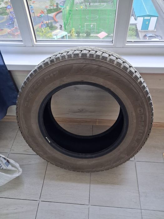 Продам шины зимние авто