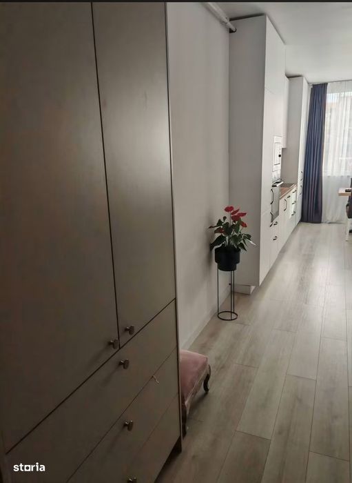 Apartament 3 camere, balcon, garaj, lift