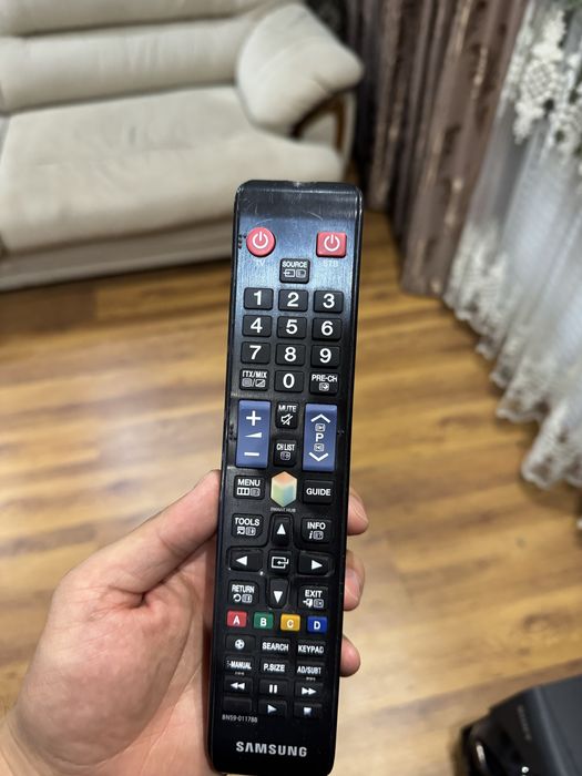 Телевизор Samsung UE40h5500Ak