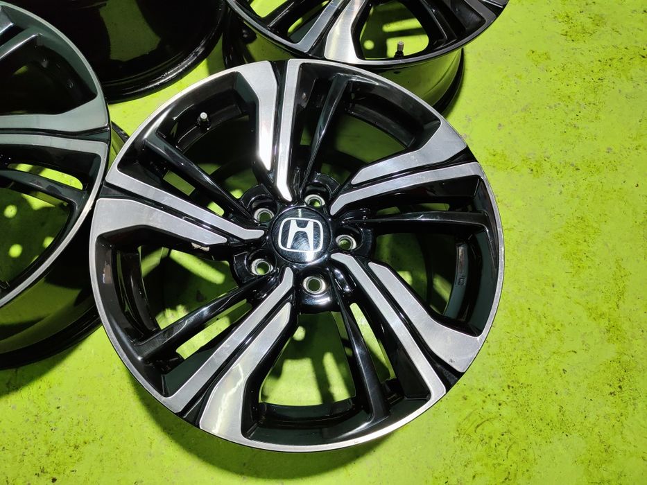 17 5x114.3 Honda лети джанти 5х114.3 хонда