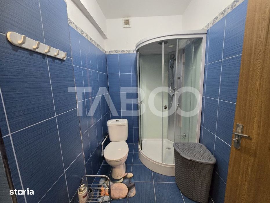 Penthouse 3 camere de inchiriat 70 mpu terasa 58 mp zona Doamna Stanca