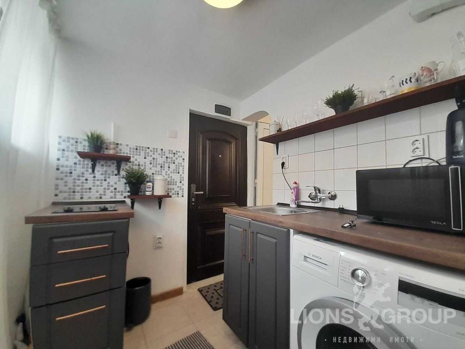 1-стаен апартамент за продажба .Град Варна.квартал Чайка.