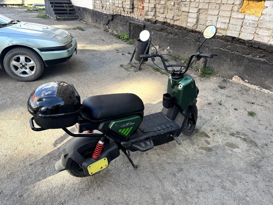 Электро самокат продам