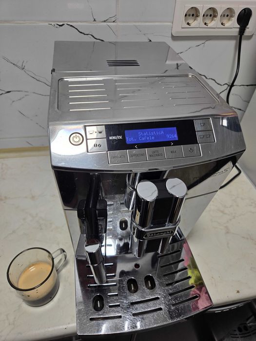 Espressor Automat DeLonghi ECAM 26.455 PrimaDonna S Aparat Cafea Boabe