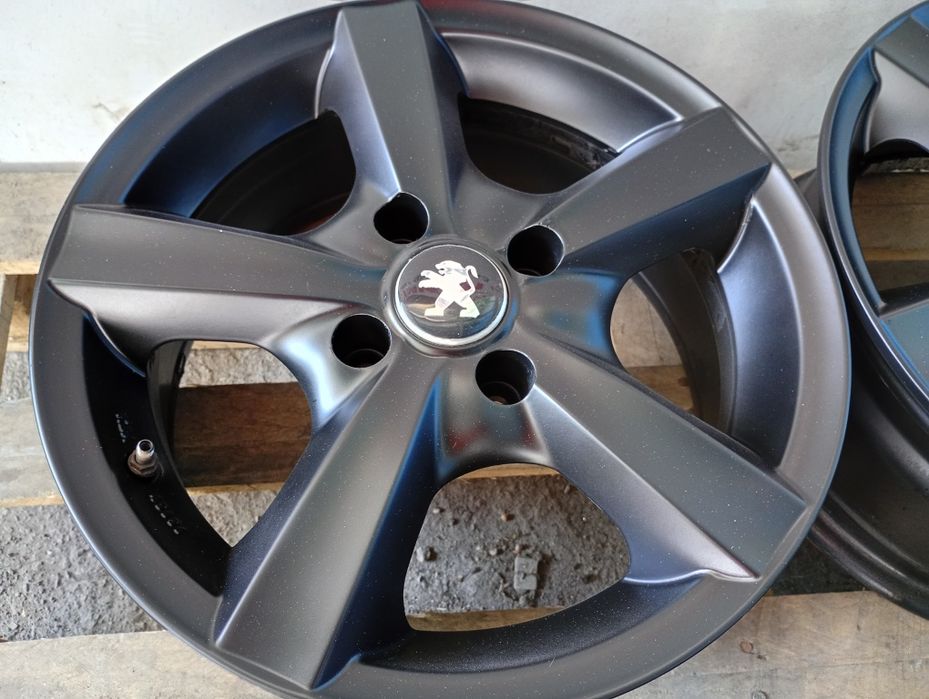 Перфектни Dezent 15-4x108 ET25 6.5j Пежо 207