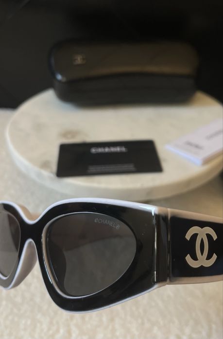 Ochelari de soare Chanel