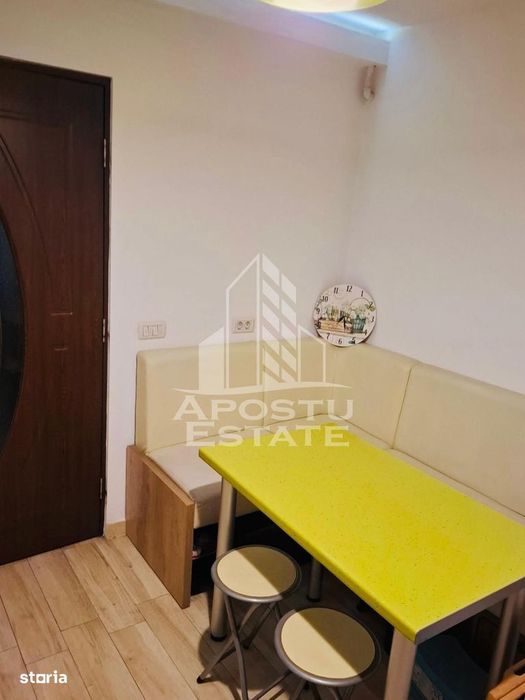 Apartament 4 camere, zona Confectii
