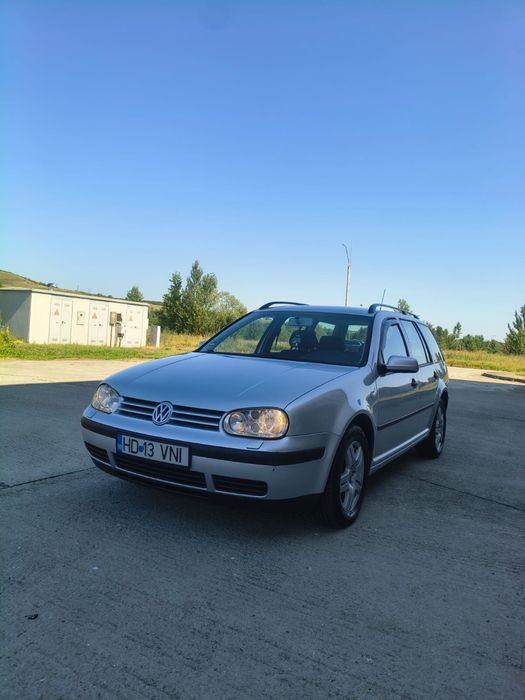 VOLKSWAGEN Golf 0