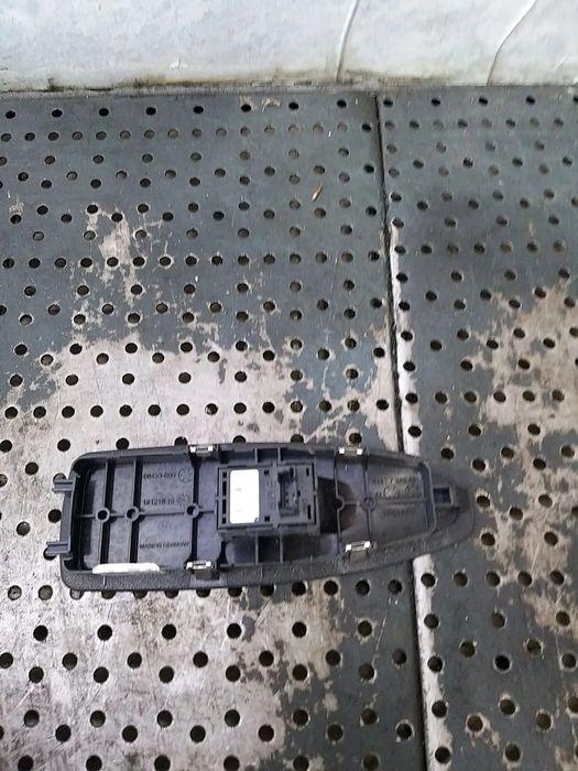 Buton geam electric dreapta fata bmw seria 1 f20 f21 920810701