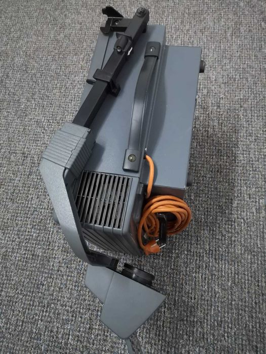 Retroproiector 3M 9550 4000 lumeni, made in USA