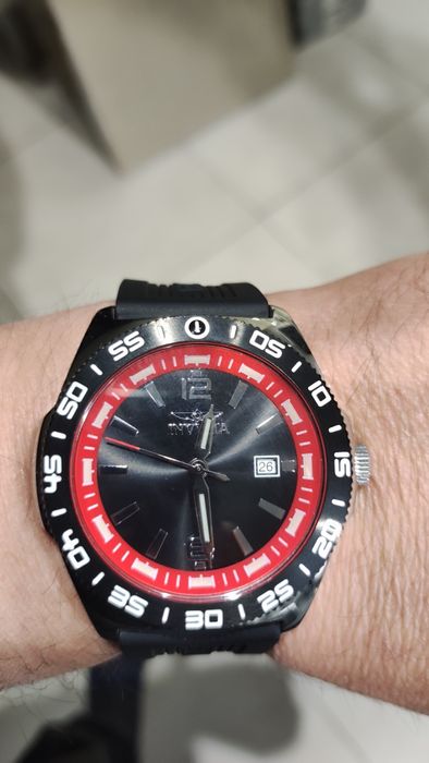 Продам мужские Invicta coalition force. Новые привезли из Америки