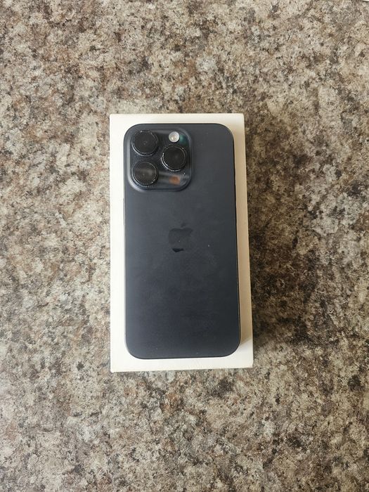 Продам iPhone 15 pro 128gb