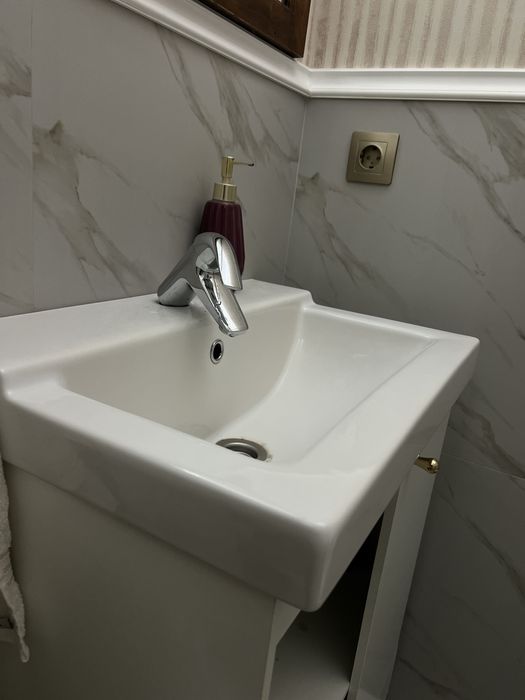 Продам Grohe кран смеситель и раковину