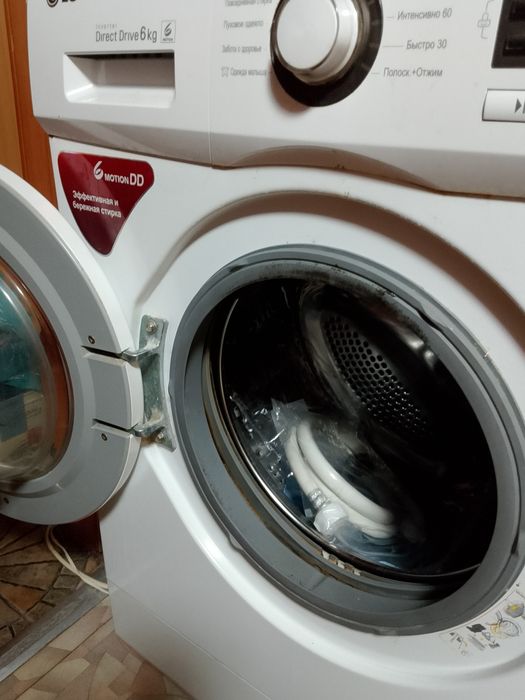 Продам стиральную машину.LG