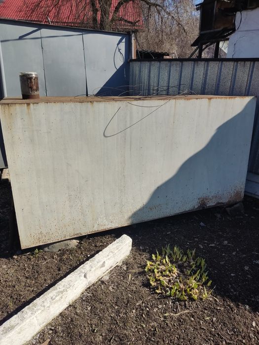 Цистерна из-под печного топлива