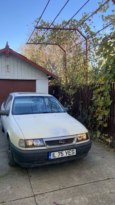 Opel vectra a 1.6i