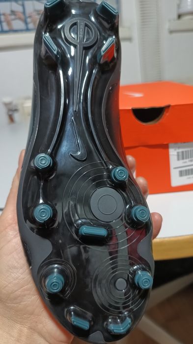 Adidași fotbal Nike Legend 10 Club FG/MG măsura 40