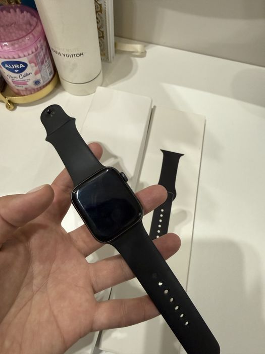 Apple watch SE 44 мм
