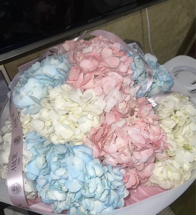 Продам цветы свежые 18000