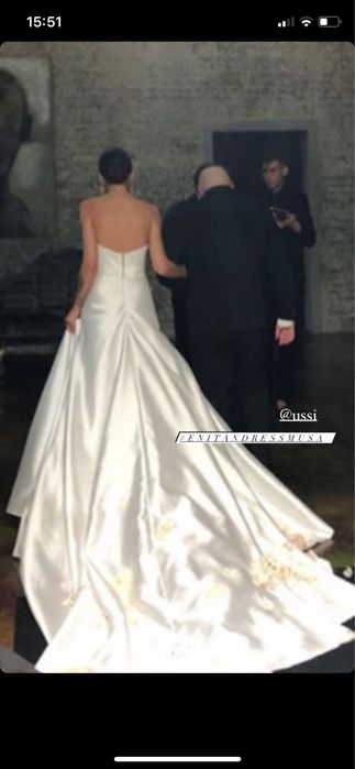 Продам шикарное свадебное платье
