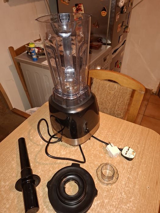 Blender adus din Anglia