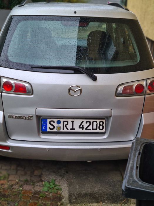 Mazda 2,an 2004 benzină