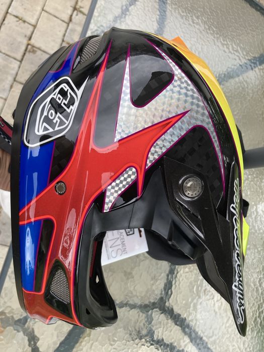 Casca DH Troy Lee Designs TLD D3 carbon