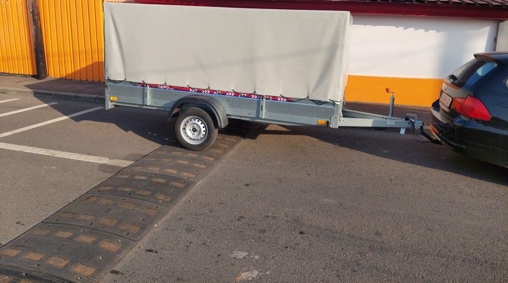 Remorca 3 metri 750 kg de vanzare