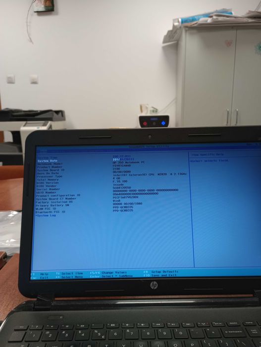 Vând Laptop model Hp