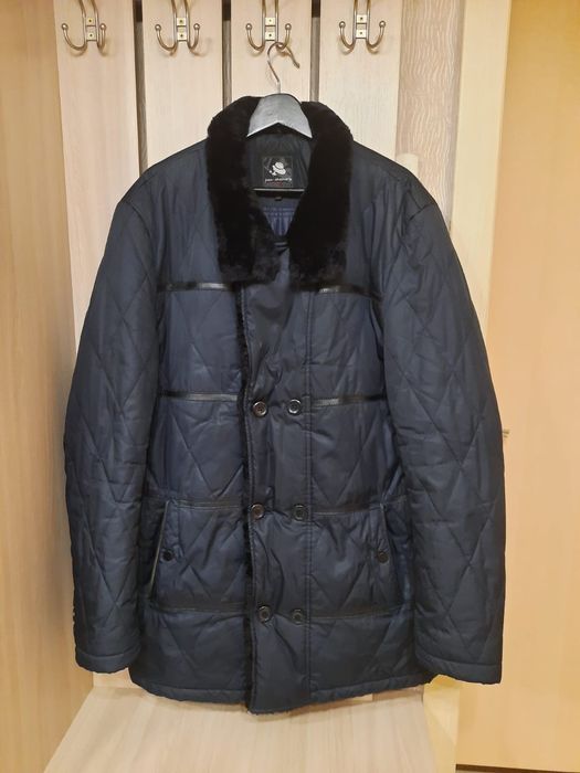 Продам мужской  пуховик