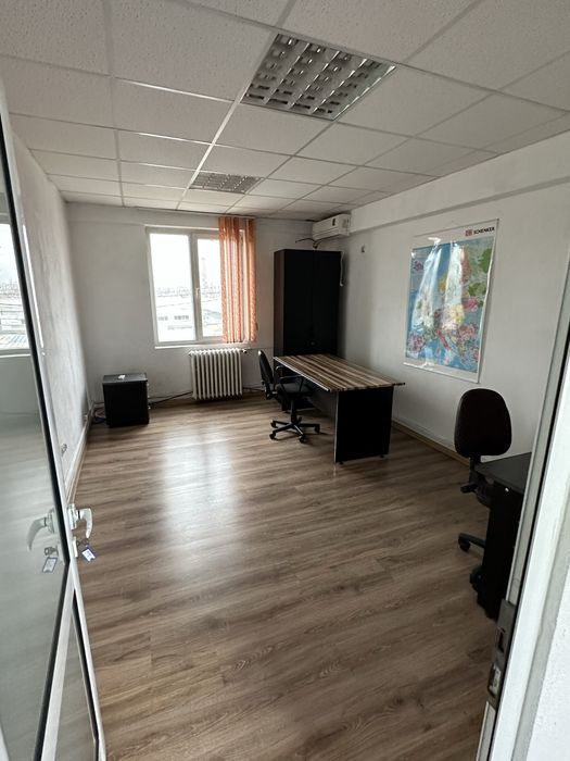 Inchiriem  spatii birouri  zona port