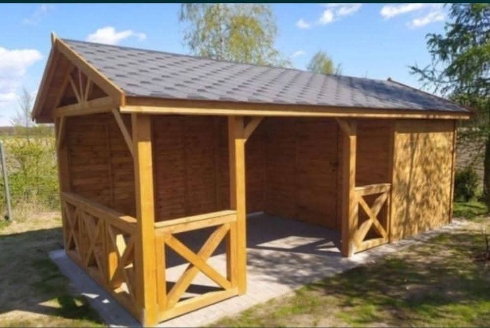 Vând foișore terasa din lemn
