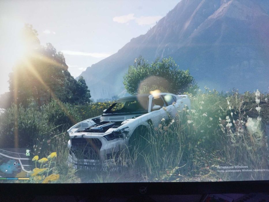 Игровой компьютер ему год