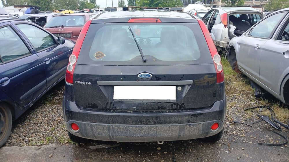 Dezmembrez Ford Fiesta 1.3 Benzina Din 2008 - FUJA