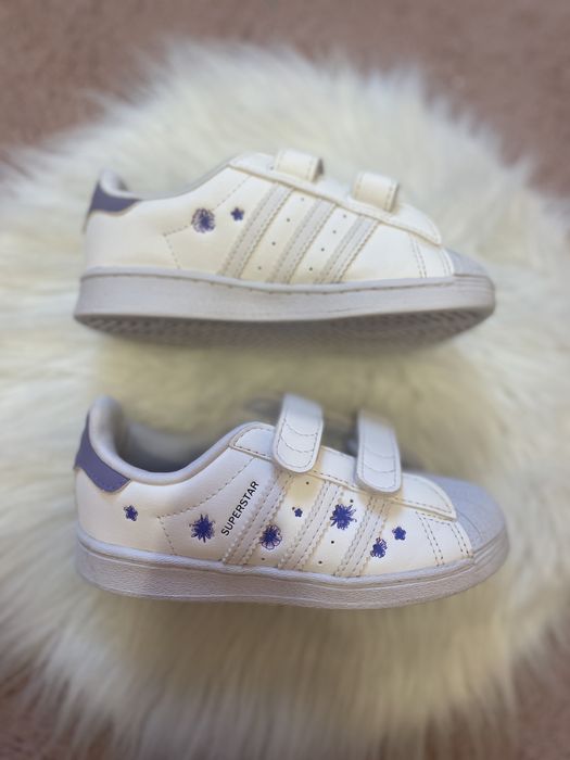 Adidasi Adidas Superstar, 26