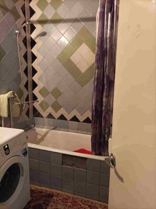 (цену договоримся)Перодаётся 3х комнатная квартира в Сергелях