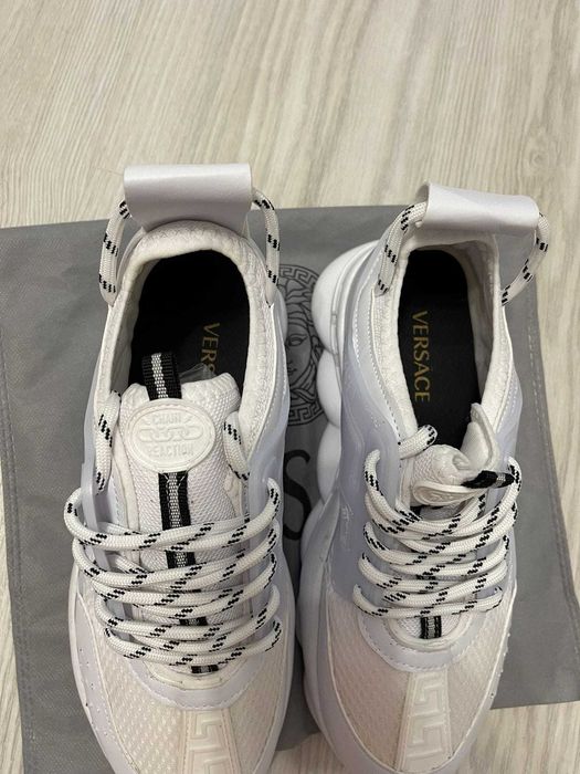 Versace Chain Reaction Alb | 36-44 | [VERIFICARE COLET]