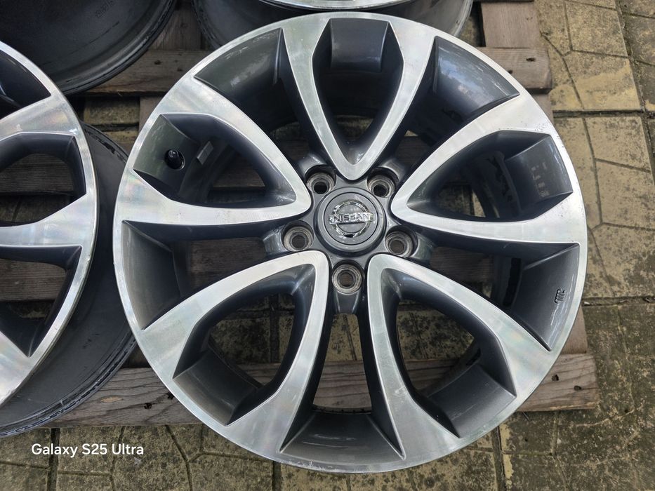Лети джанти 17ки 5х114.3 Nissan