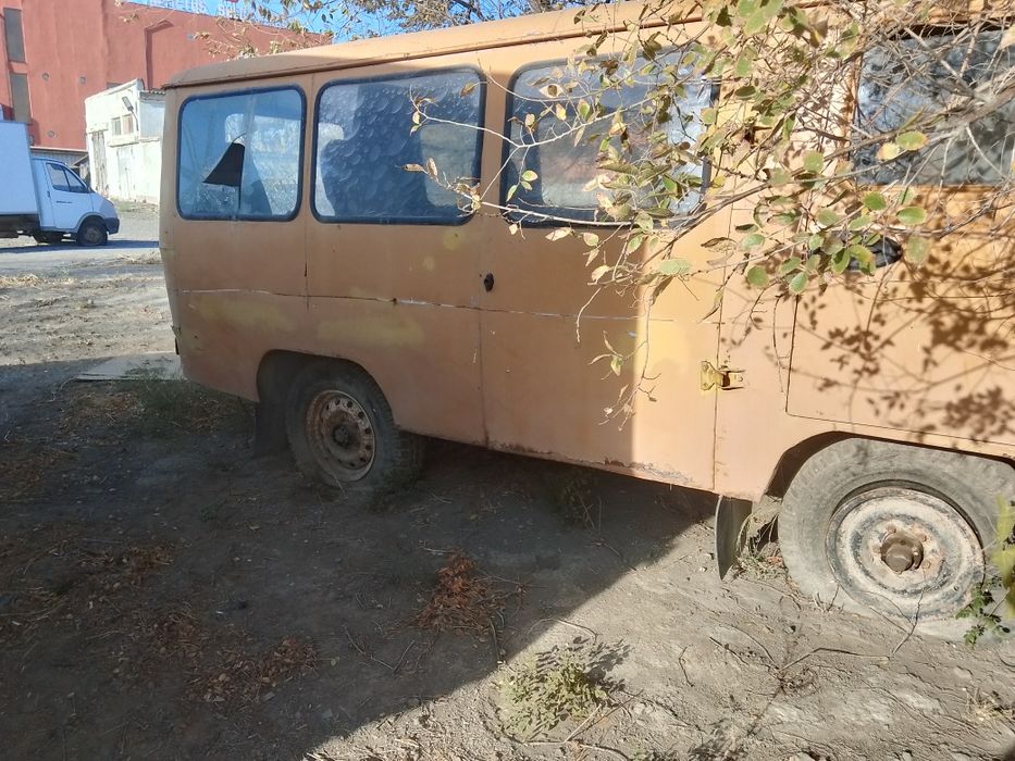 Продаётся театральный уаз