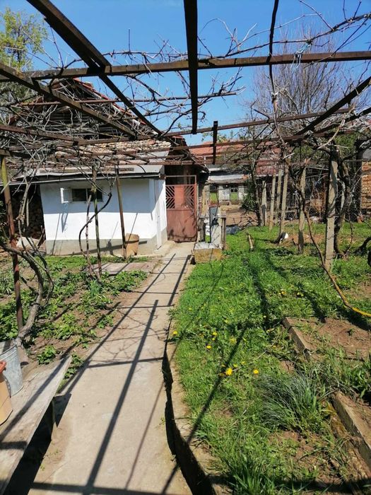 Къща в село Побит Камък, община Разград