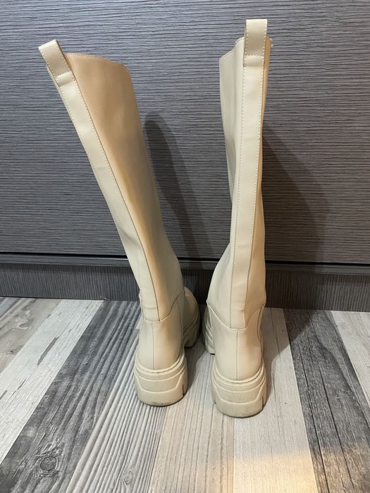 Дамски ботуши HM