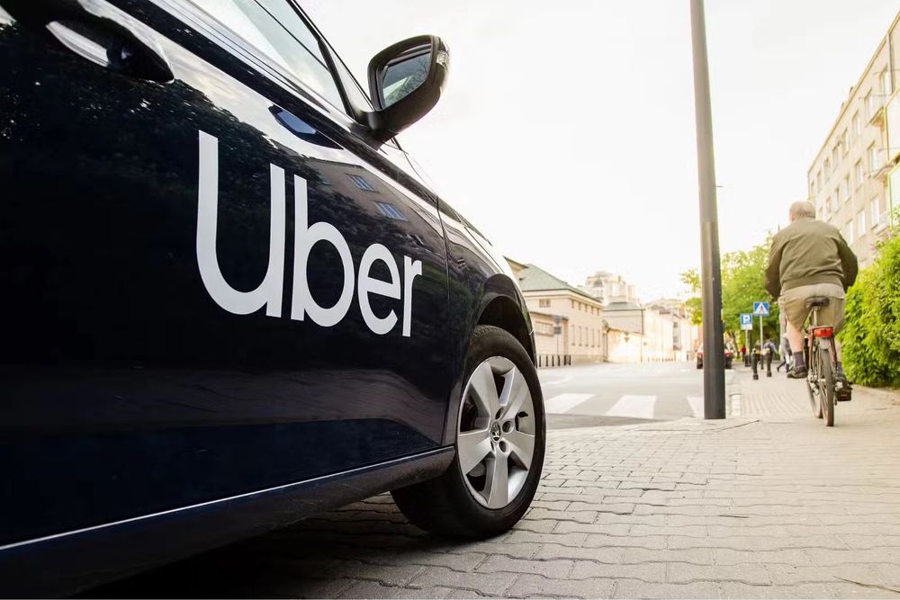 Inscripționare auto Bolt / Uber / Taxi / Flote