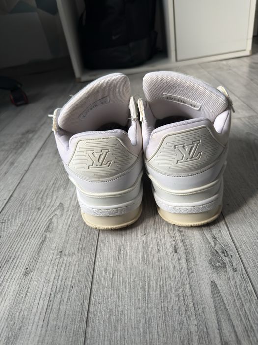 louis vuitton trainer white
