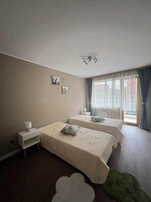 Дава се под наем Тристаен апартамент в София, Витоша - 150 кв.м за 1000 € - Снимка #4