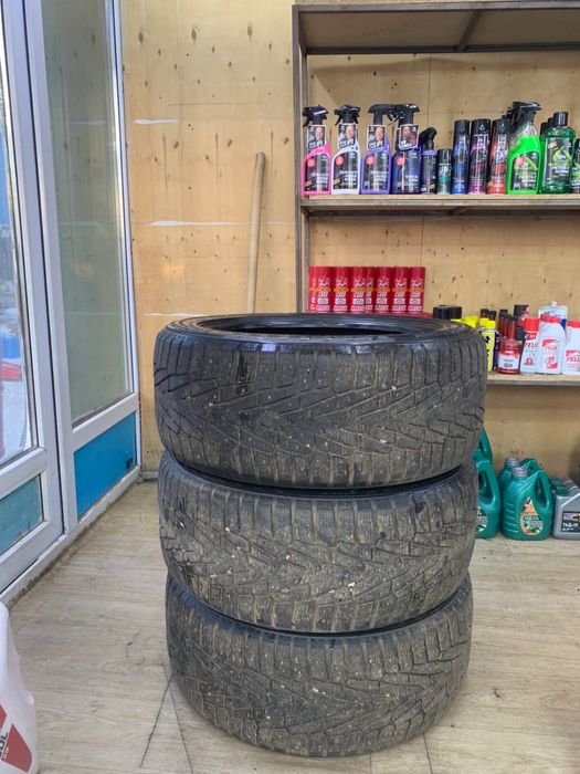 Продам шина зимний шипованные