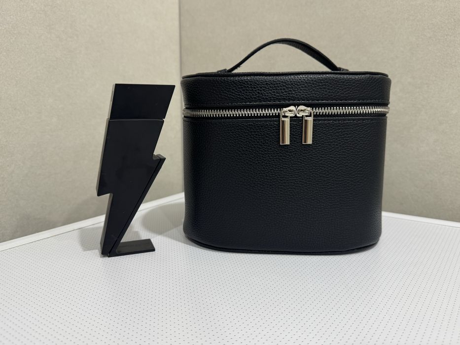 Косметическая сумочка