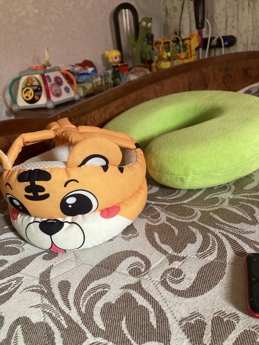 Продам шлем для малышей 1000