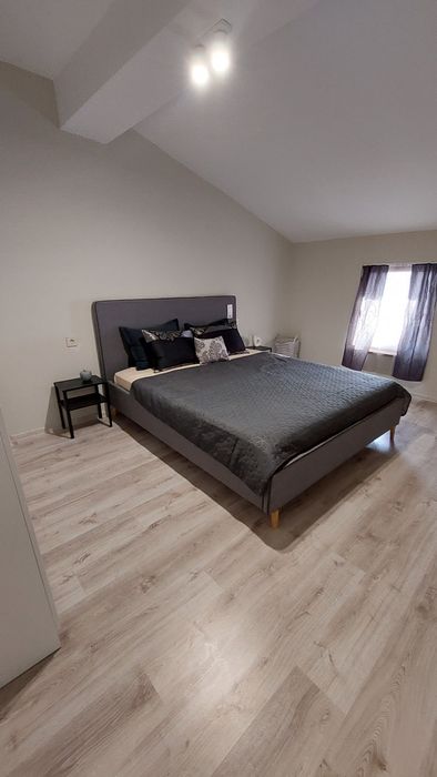 Продава се Тристаен апартамент в Хасково, Тракийски - 88 кв.м за 727 €/кв.м - Снимка #1