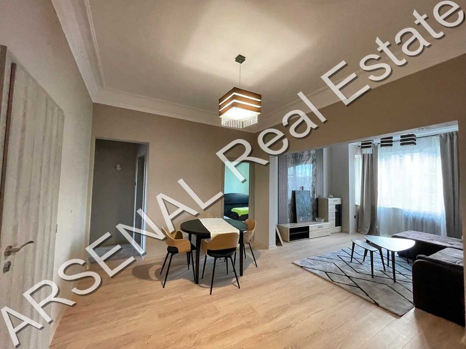 Дава се под наем Многостаен апартамент в София, Център - 135 кв.м за 1100 € - Снимка #10